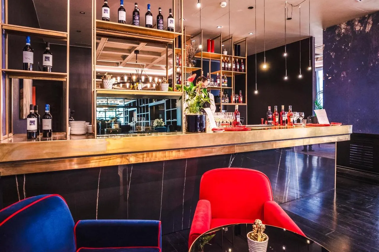 Palazzo Cornalia Hotel Milan 5*,